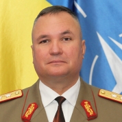 General-locotenent Nicolae Ciucă. Sursă foto: smg.mapn.ro